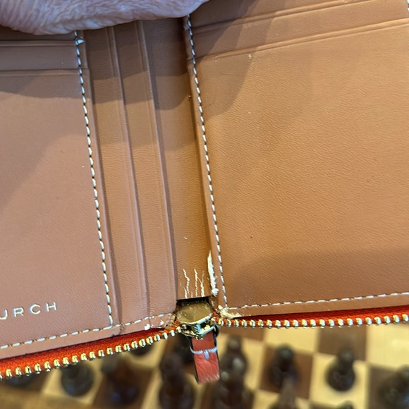 TORY BURCH SPICED ORANGE PERFORATED LOGO NED ZIP WALLET 5 X 4.5” GUC - Picture 5 of 9